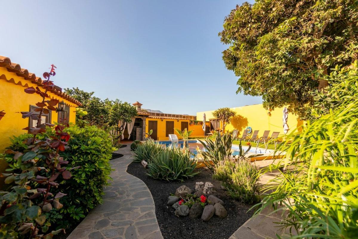 Villa con piscina privada gran jardín, barbacoa y parking Gáldar Exterior foto